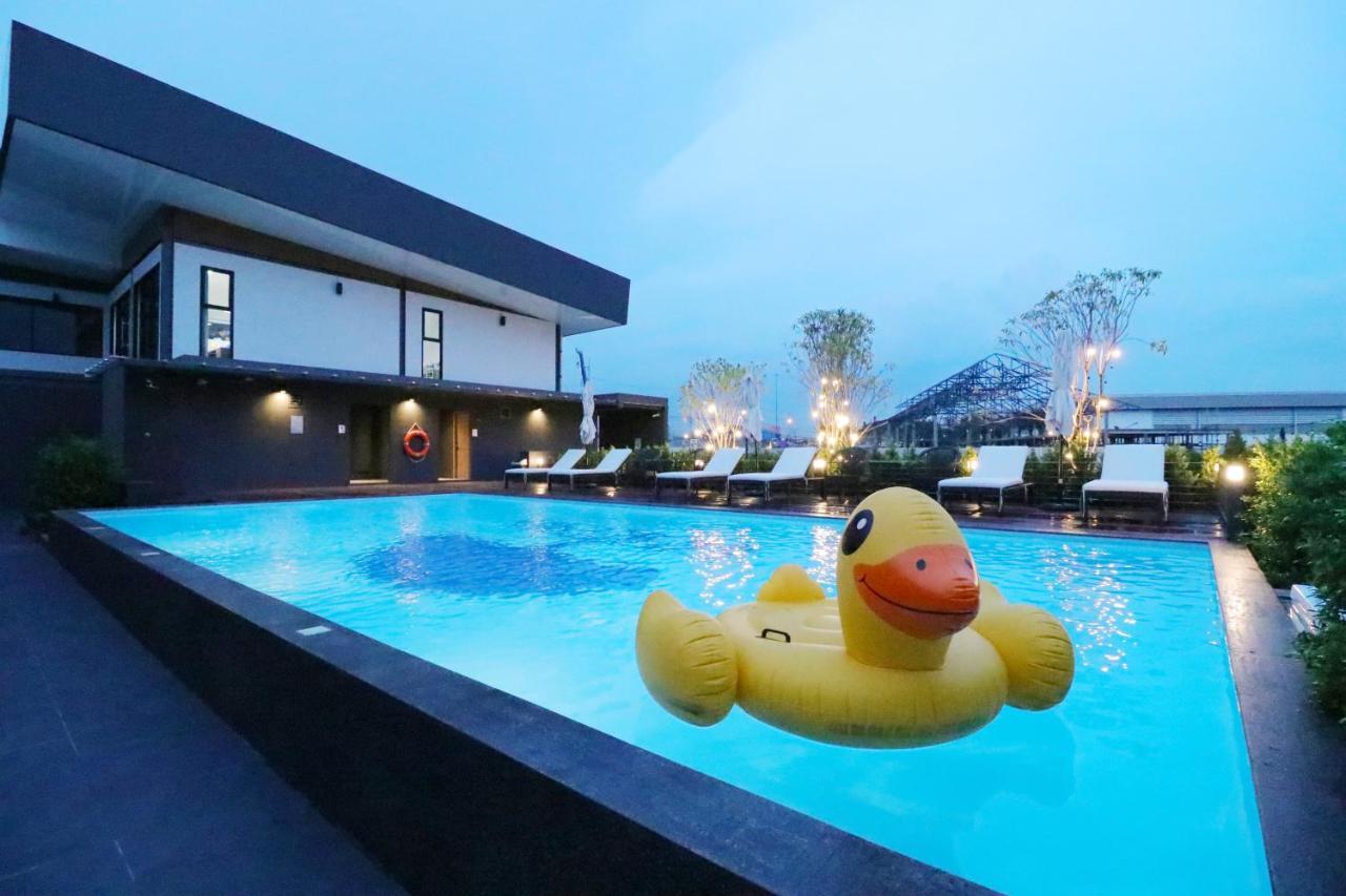 Morino Hotel Si Racha Eksteriør bilde